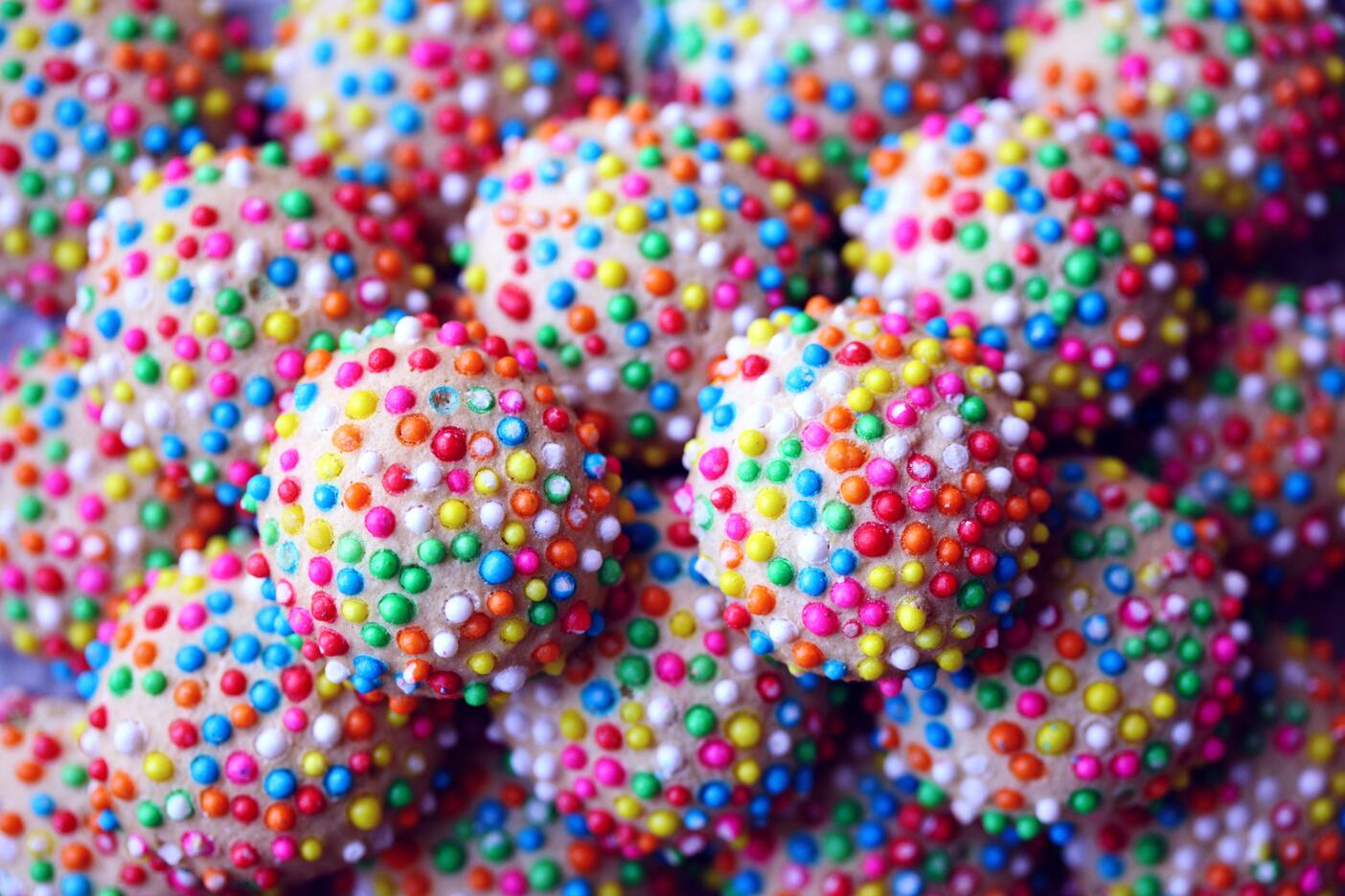Bonbons sucrés ronds et multicolores